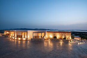 Utopia Suites by Anna Platanou - Adults only