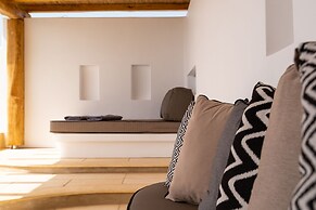 Utopia Suites by Anna Platanou - Adults only