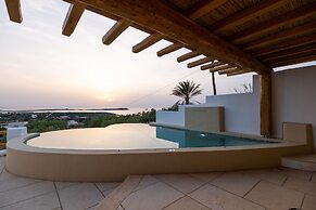 Utopia Suites by Anna Platanou - Adults only