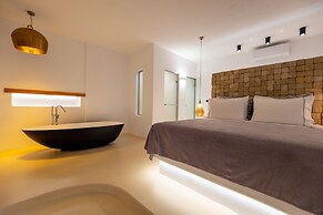 Utopia Suites by Anna Platanou - Adults only