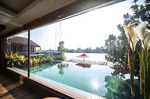 Grand Lotus Bentota
