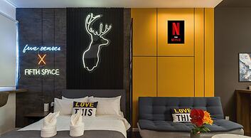 Chambers Residence, Sunway Putra Mall