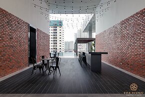 Chambers Residence, Sunway Putra Mall