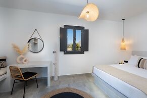 Almira Luxury Suites