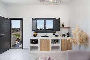 Almira Luxury Suites