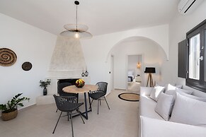 Almira Luxury Suites