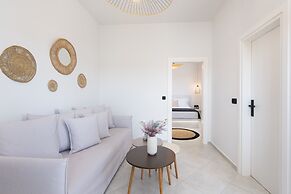 Almira Luxury Suites