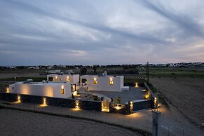 Almira Luxury Suites