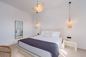 Almira Luxury Suites