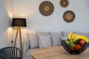 Almira Luxury Suites