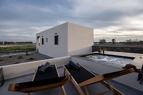 Almira Luxury Suites