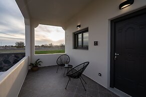 Almira Luxury Suites