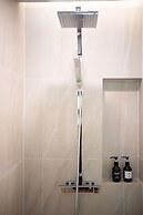 Panwaburi Beachfront Resort