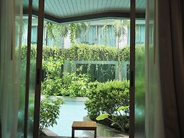 Panwaburi Beachfront Resort