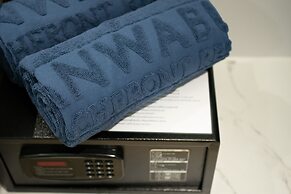 Panwaburi Beachfront Resort