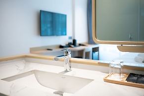 Panwaburi Beachfront Resort