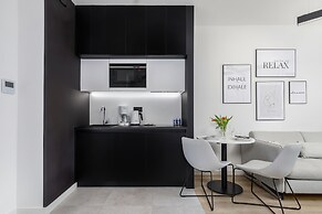 Shellter Apartment Rogowo by Renters