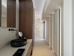 Pnoe Sea Front Experience