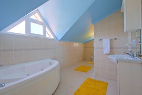 Infinity Sunshine Villa