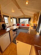 3 Bedroom, 8 Berth, Cosy Static Family Caravan