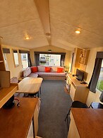 3 Bedroom, 8 Berth, Cosy Static Family Caravan