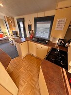 3 Bedroom, 8 Berth, Cosy Static Family Caravan