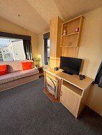 3 Bedroom, 8 Berth, Cosy Static Family Caravan