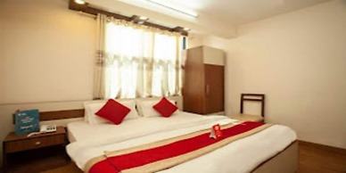 MeroStay 022 Hotel Royal Kusum