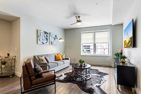 Peaceful Condo Near Bourbon Street