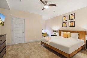 Peaceful Condo Near Bourbon Street