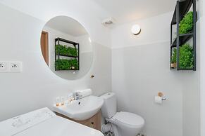 Strzelecka Apartment Cracow by Renters