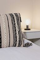 Strzelecka Apartment Cracow by Renters