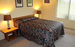 Seven Springs 1 BR+Loft Condo, Pet Friendly! by RedAwning - Save 10% o