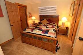 Seven Springs Stoneridge 3 Bedroom Standard Condo, Single Level! by Re