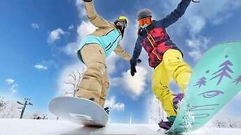 Seven Springs 4 BR Premium Condo, Sleeps 9 by RedAwning - Save 10% on