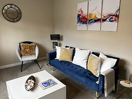 Charming 4-bed House in Winchester,free Parking