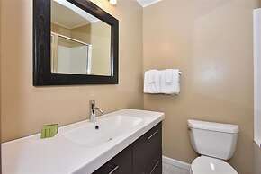 Seven Springs 4 BR Deluxe Townhouse, Sleeps 11! by RedAwning - Save 10