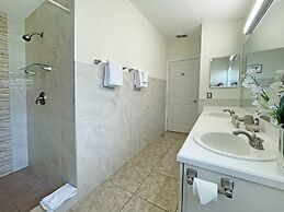 Greatest Grove 4 Bedroom Home by RedAwning