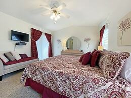 Greatest Grove 4 Bedroom Home by RedAwning