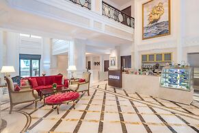 Riviera Rayhaan by Rotana Doha