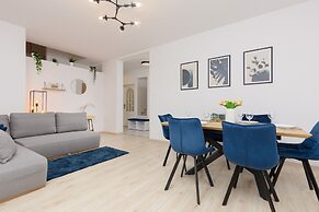 Bemowo Family Apartment by Renters