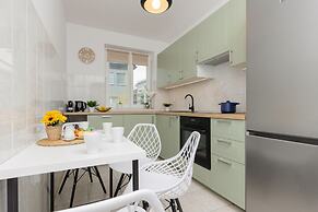 Bemowo Family Apartment by Renters