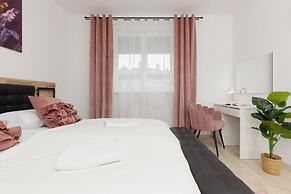 Bemowo Family Apartment by Renters