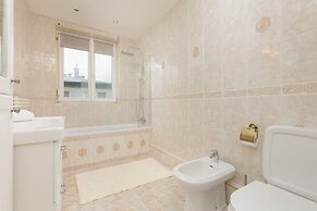 Bemowo Family Apartment by Renters