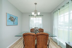 Renovated Home Near Beach and Shopping