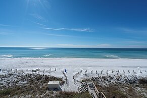 Renovated Home Near Beach and Shopping