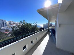 Sunset Bliss in Albufeira - Short Walk to Oldtown