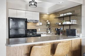 Summer Wind - Private Balcony, Nature Views