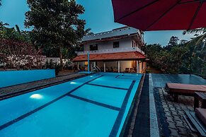 Villa Talpe Home Stay Inviting 4 b&b and Pool