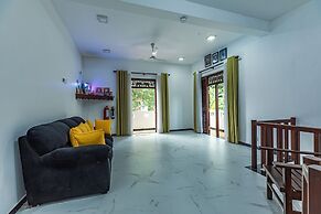 Villa Talpe Home Stay Inviting 4 b&b and Pool